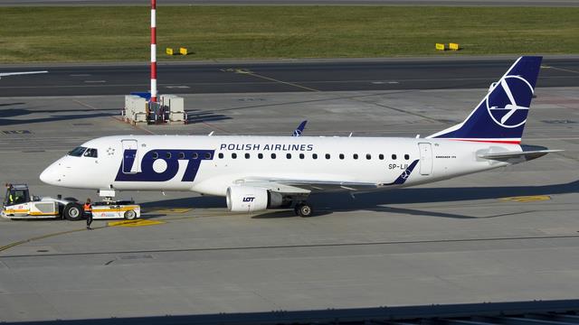 SP-LIL::LOT Polish Airlines